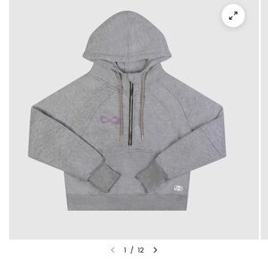 NFINITY GREY LEFT NO CRUMBS CROP 1/4 ZIP HOODIE w/ Purple Logo Sz. Adult Medium